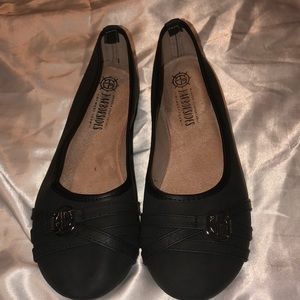 Dress flats